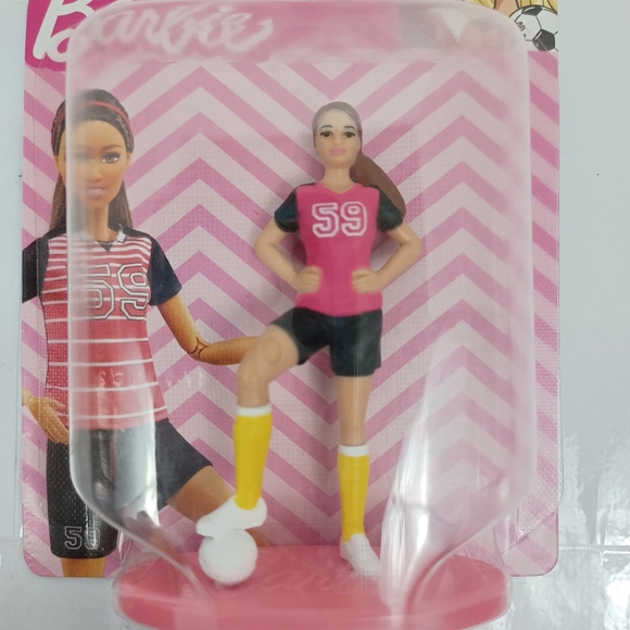 🔥4/$20 Barbie Mini Figure Cake Topper NEW -Barbie Sport Soccer Barbie Doll - Picture 3 of 9